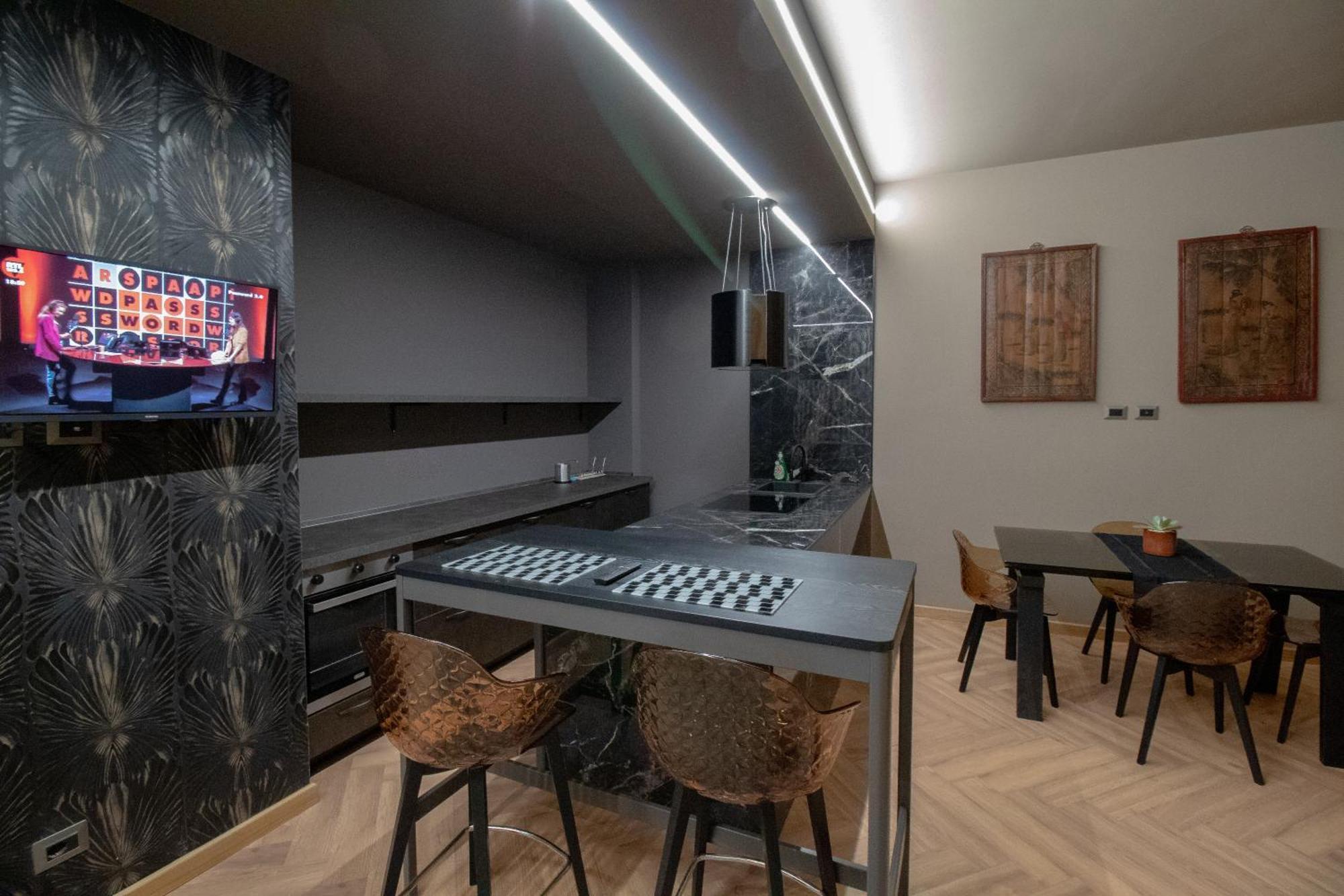 Ferienwohnung Luxury Museo Egizio - Esclusivo Trilocale In Pieno Centro - Free Wifi Turin Exterior foto